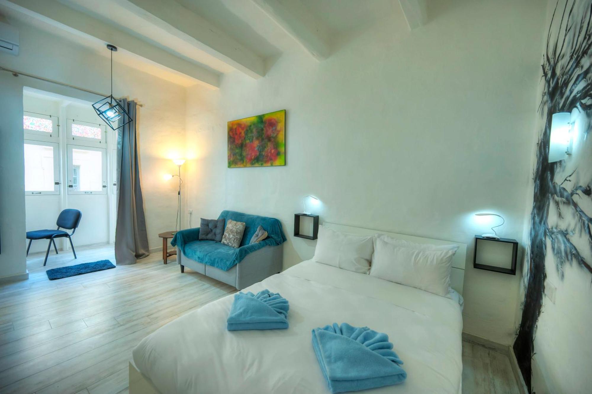 Charming 3 Storey Apartment In Valletta Centre, Ngri1-1 Экстерьер фото