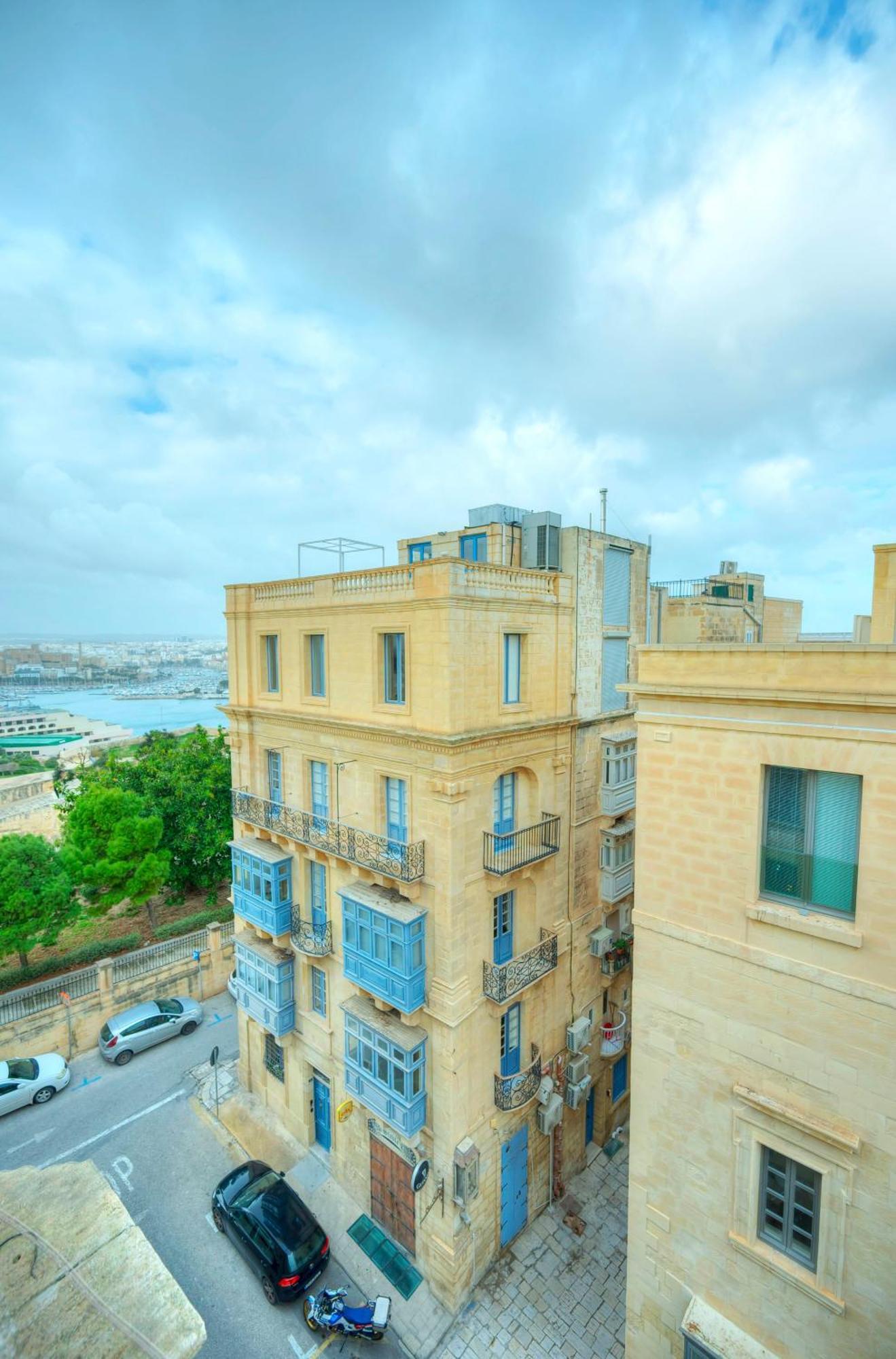 Charming 3 Storey Apartment In Valletta Centre, Ngri1-1 Экстерьер фото